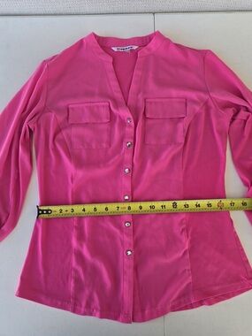 Peter Nygard Hot Pink Long Sleeve Knit Top